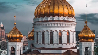 Помог иностранной мамке, и ее это возбудило